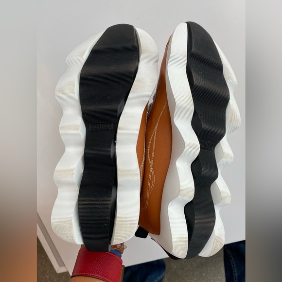 HERMES ⭐️EXCLUSIVE ⭐️Bouncing TAN ENVOL Sneakers! - Picture 7 of 12